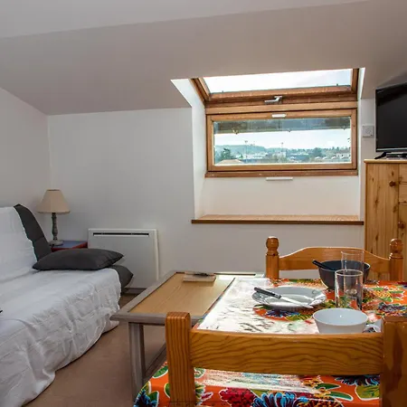 Du Marche Apartment Jonzac